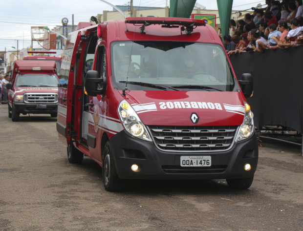 19032015-Desfile Inhumas-17