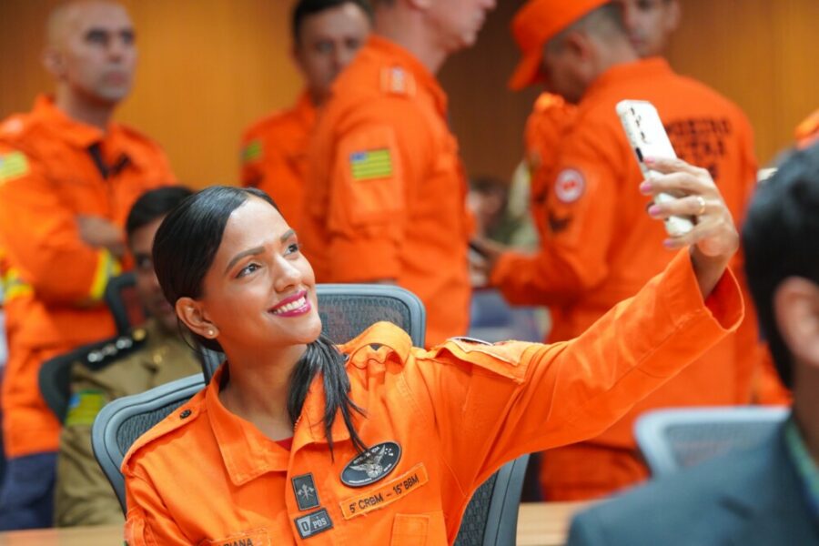Bombeiros Militares da Operação Cerrado Vivo são homenageados na Alego