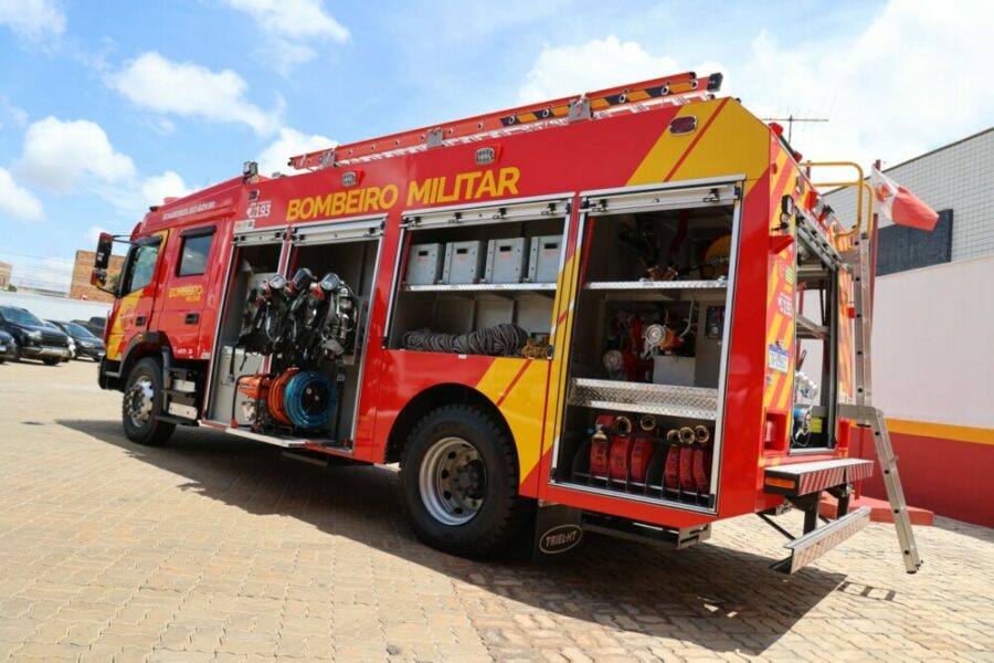 CBMGO realizou a entrega da nova viatura ABTS 30 para a 26ª CIBM, em Valparaíso