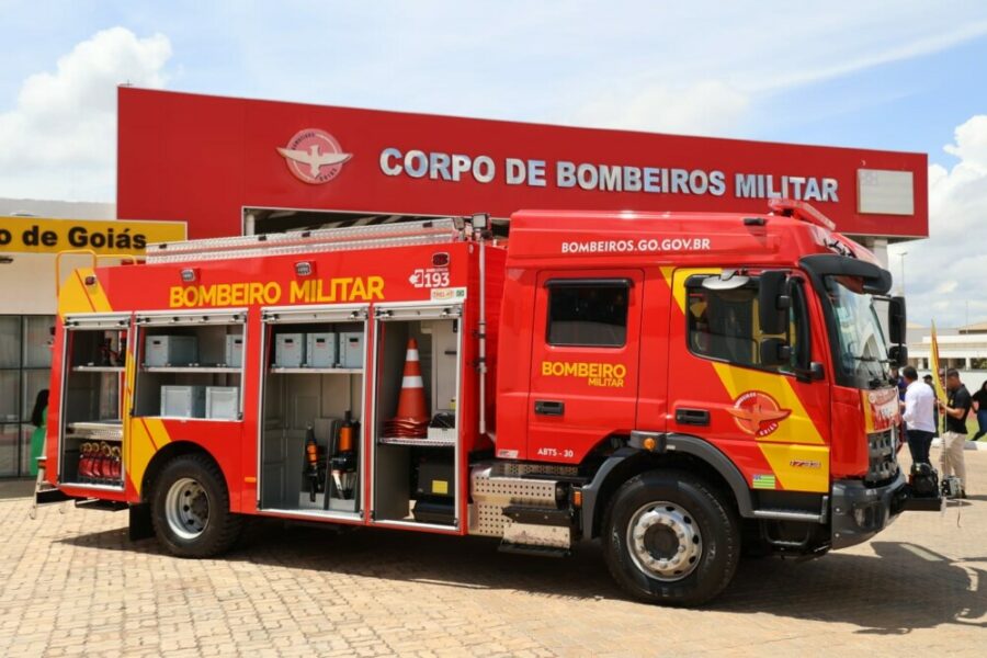 CBMGO realizou a entrega da nova viatura ABTS 30 para a 26ª CIBM, em Valparaíso