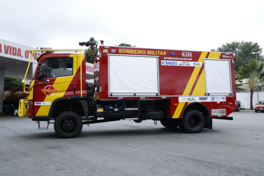 CBMGO recebe viatura e novos equipamentos da SENASP e Ministério Público Estadual