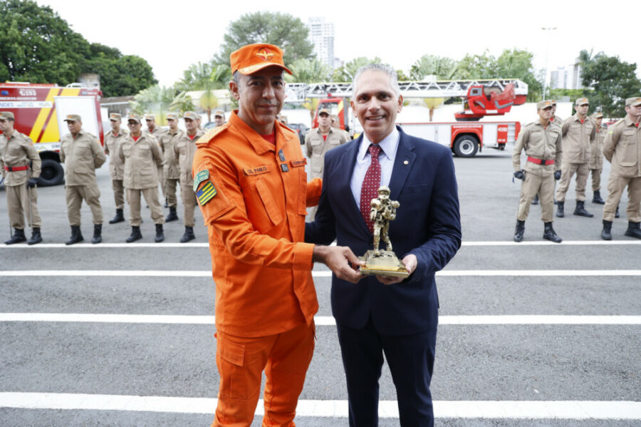 CBMGO recebe viatura e novos equipamentos da SENASP e Ministério Público Estadual